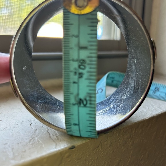 Coach Ladies Black and White bangle bracelet. - Picture 4 of 5